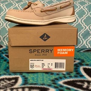 Sperry Angelfish Confetti Oatmeal size: 7.5